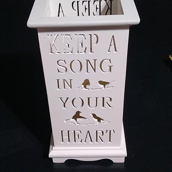Wooden battery operated table lamp nightlight "KEEP A SONG IN YOUR HEART" DECOR - Picture 11 of 12